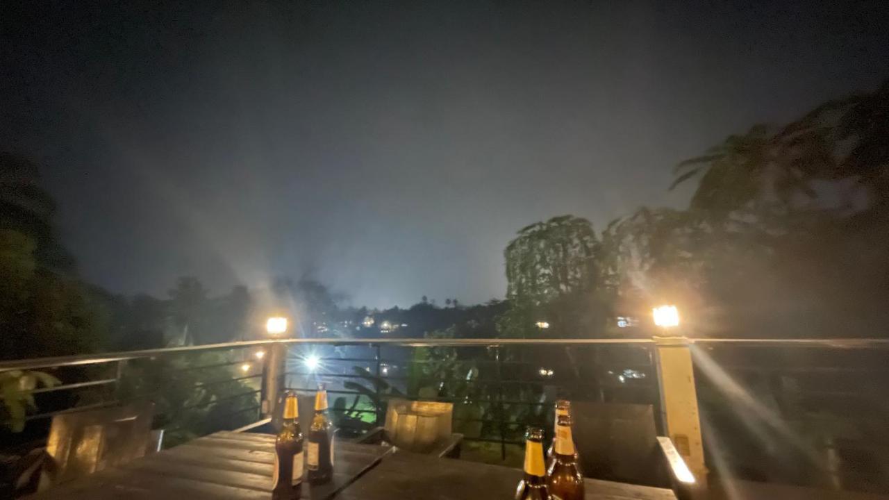 Meet Sunset Hostel Luangprabang Exteriör bild