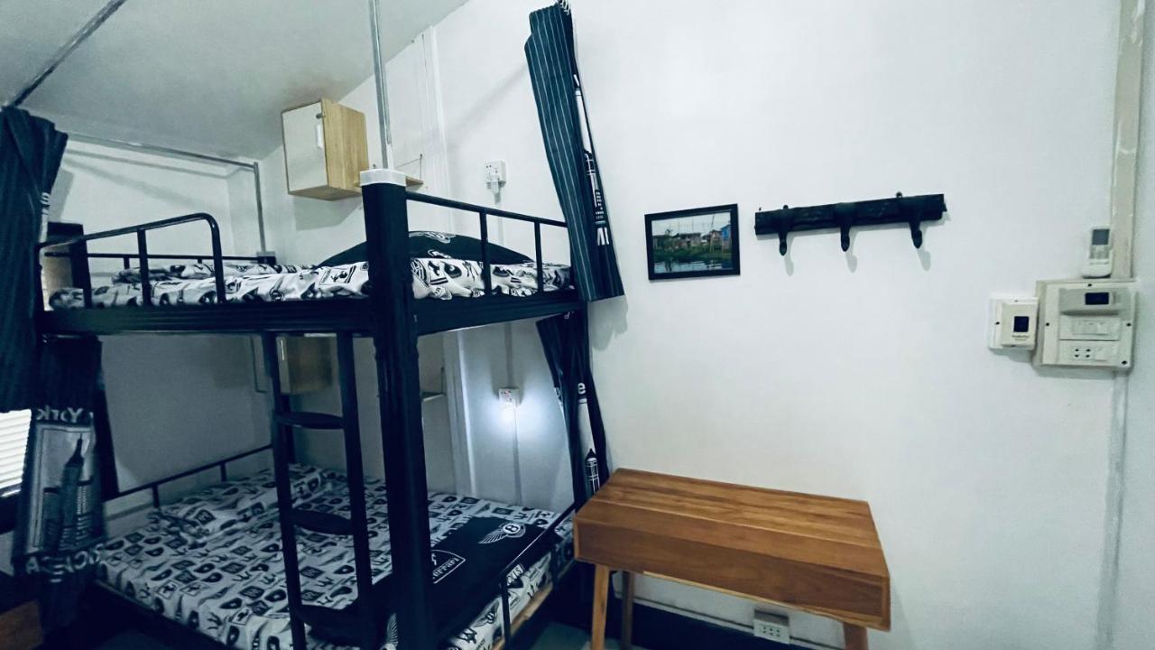 Meet Sunset Hostel Luangprabang Exteriör bild