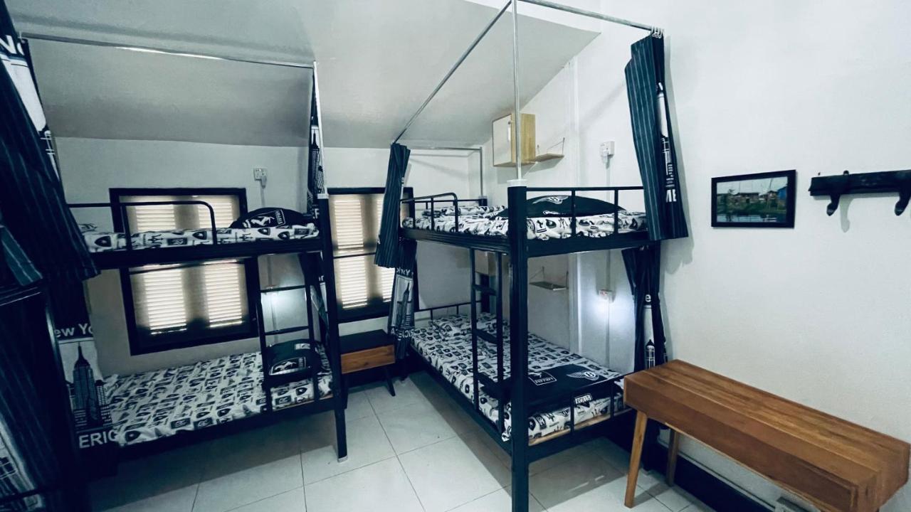 Meet Sunset Hostel Luangprabang Exteriör bild